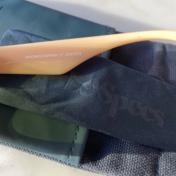 Le Specs Showstopper Sunglasses, Butterscotch main image 5